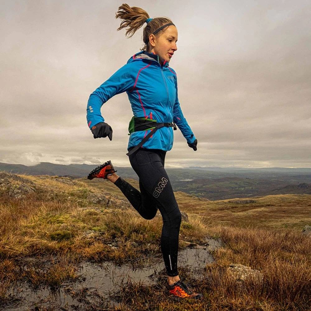 OMM Kamleika Womens Waterproof Running Jacket With Stretch Navy 4 OMM Kamleika Womens Waterproof Running Jacket With Stretch Navy - Image 2