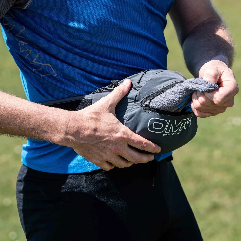 OMM Waistbelt 3 Grey Running Waist Pack/Bum Bag 4 OMM Waistbelt 3 Grey Running Waist Pack/Bum Bag - Image 2